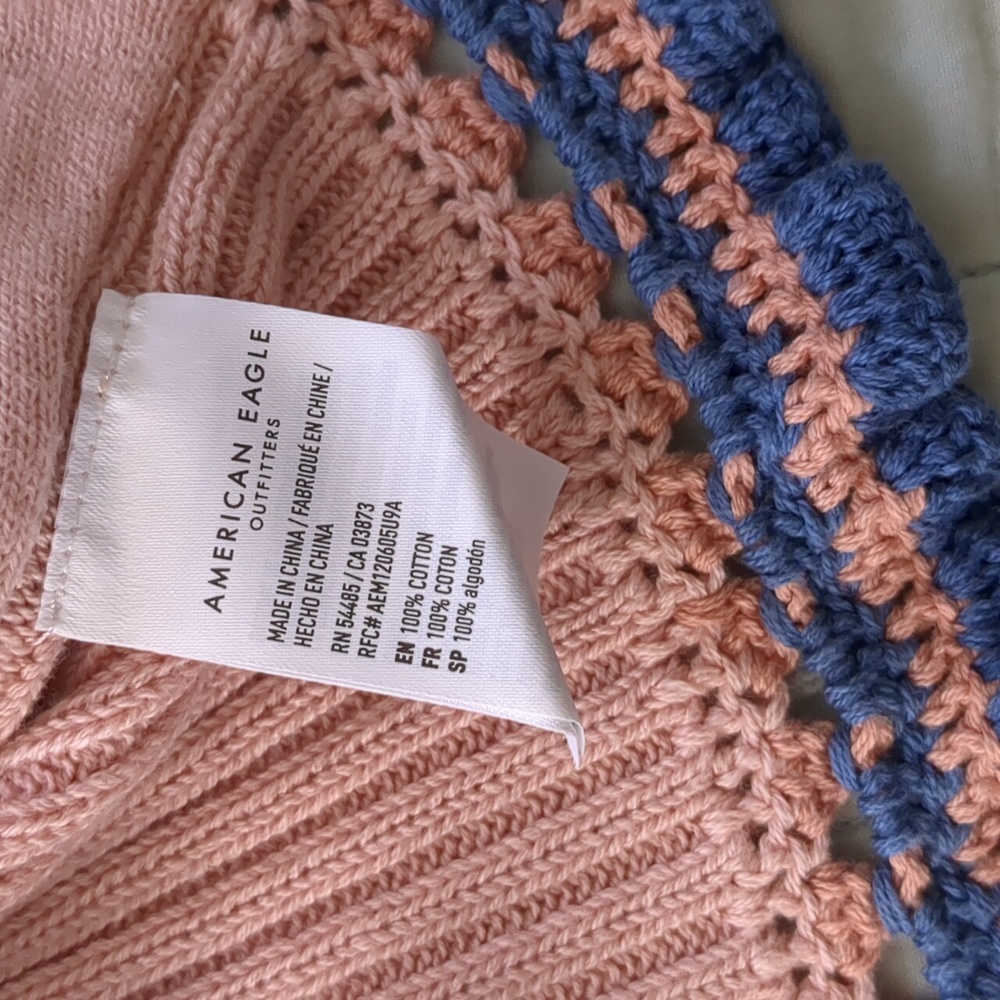 American Eagle crochet crop top - Picture 4 of 4